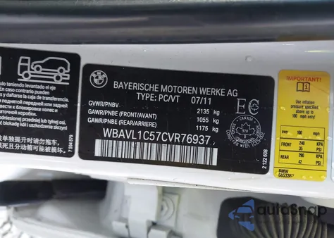 2012 BMW X1 xDrive28I z USA, uszkodzony, nr VIN WBAVL1C57CVR76937